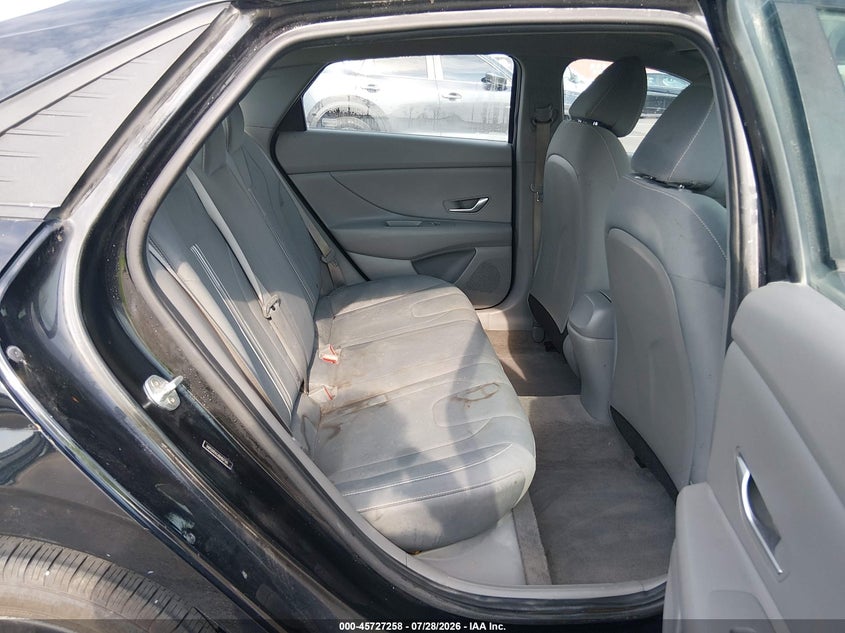 2022 HYUNDAI ELANTRA auction photo 8