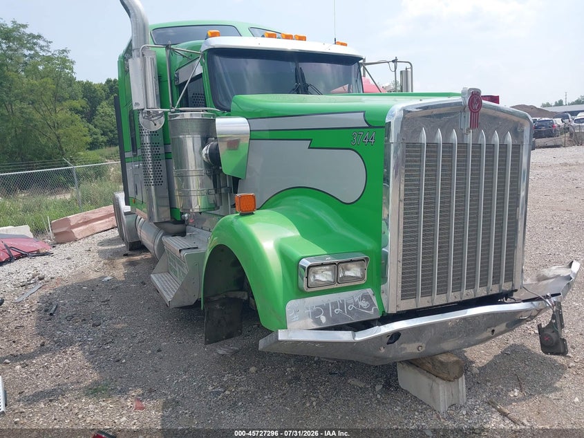 2021 KENWORTH W900 auction photo 1