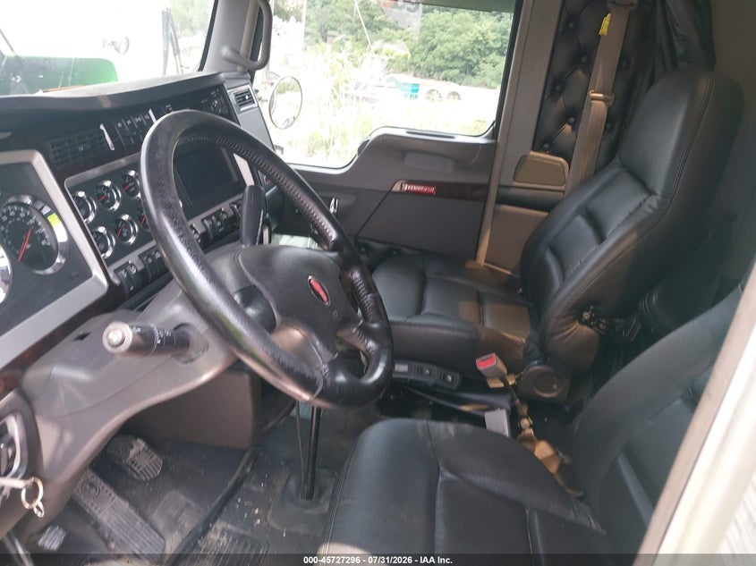 2021 KENWORTH W900 auction photo 6