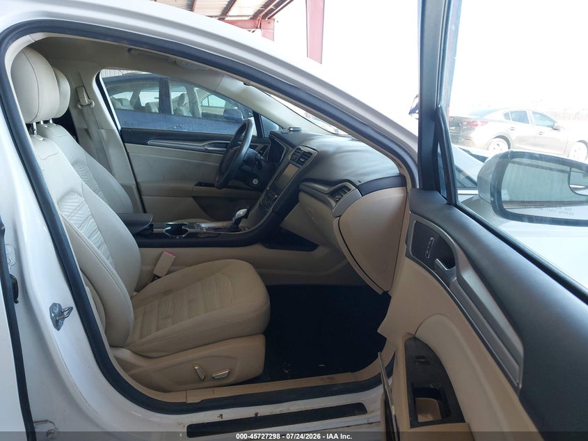 2016 FORD FUSION auction photo 5