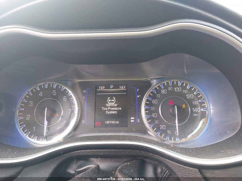 2015 CHRYSLER 200 LIMITED · Фото 7