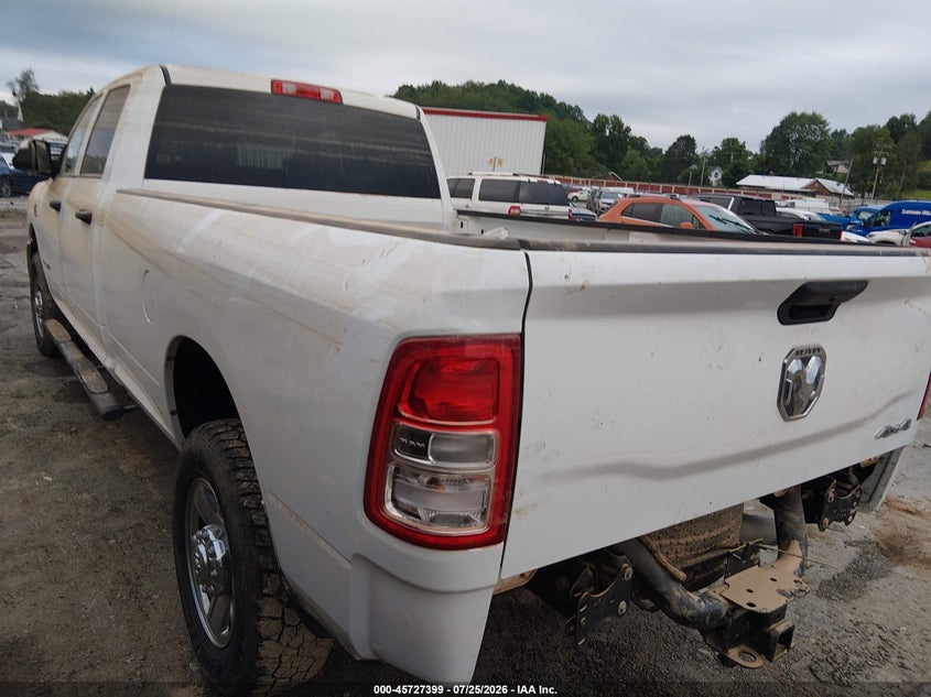 Vin: 3c6ur5hl6ng237797, lot: 46226098, ram 2500 tradesman  4x4 8' box 20223