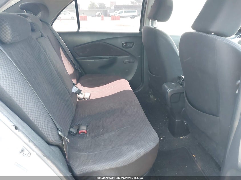2007 TOYOTA YARIS auction photo 8
