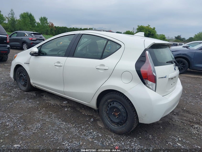 Vin: jtdkdtb39f1106407, lot: 46226200, toyota prius c three 20153