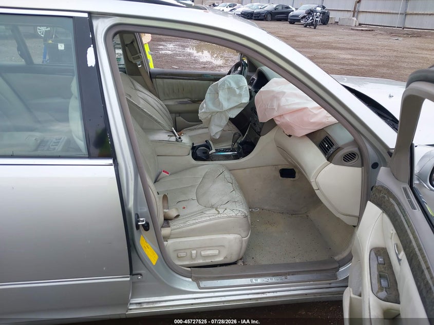 2002 LEXUS LS 430 auction photo 5