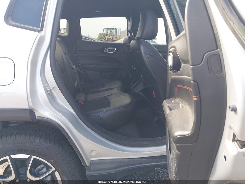 2024 JEEP COMPASS TRAILHAWK 4X4 · Photo 8