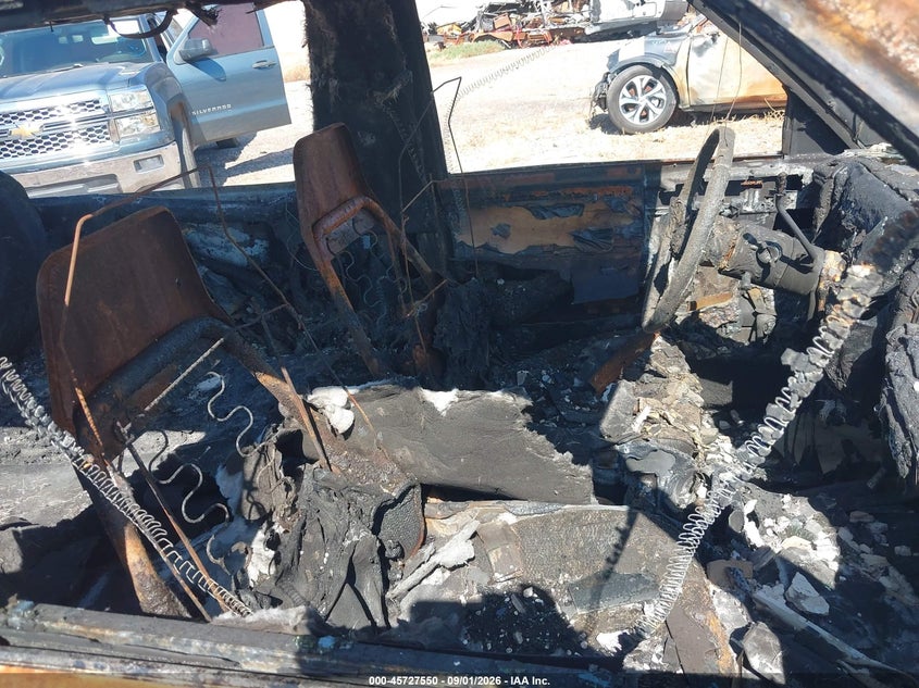 1988 CHEVROLET BLAZER auction photo 5