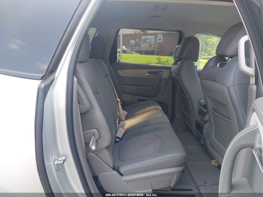 2017 CHEVROLET TRAVERSE auction photo 8
