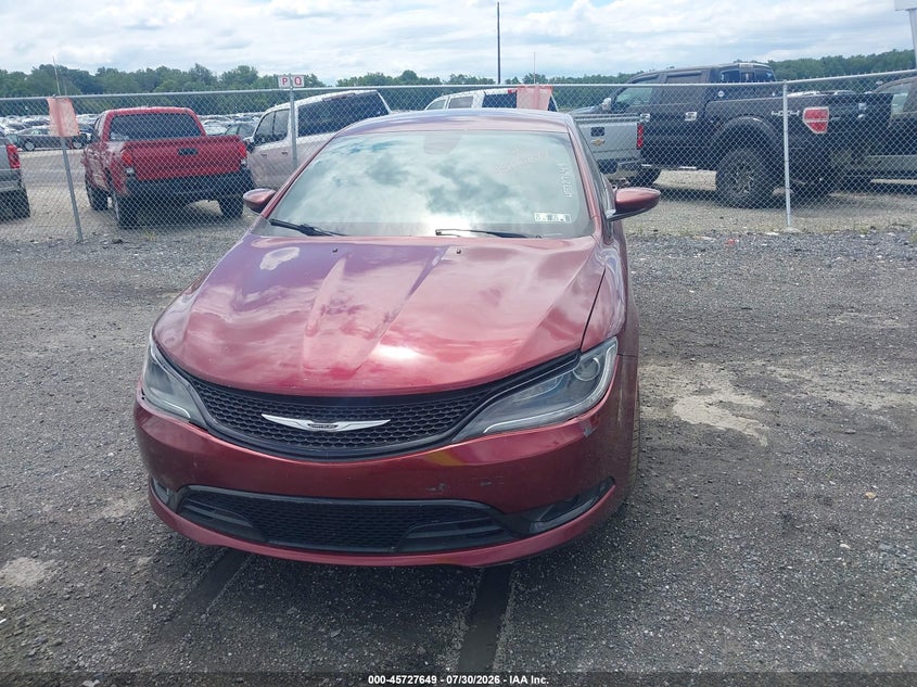2016 CHRYSLER 200 S · Фото 12