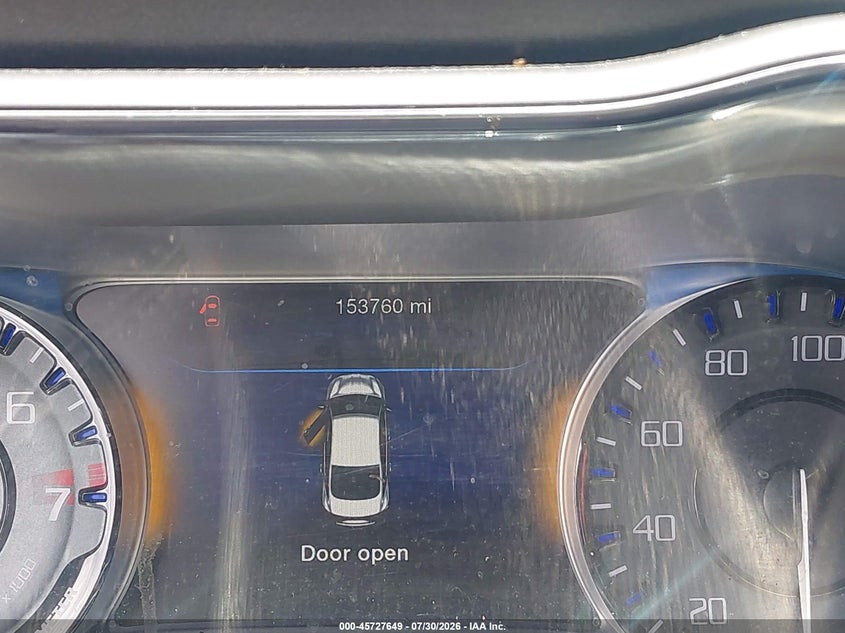 2016 CHRYSLER 200 S · Фото 15