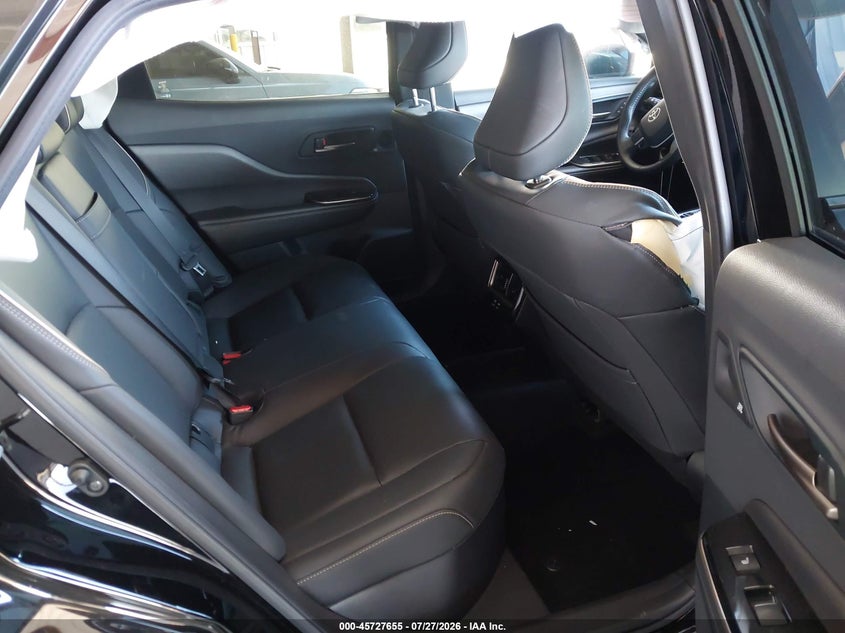 2025 TOYOTA CROWN auction photo 8