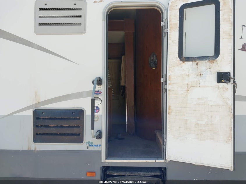 2013 OPEN RANGE MESA RIDGE M-338RLS auction photo 5