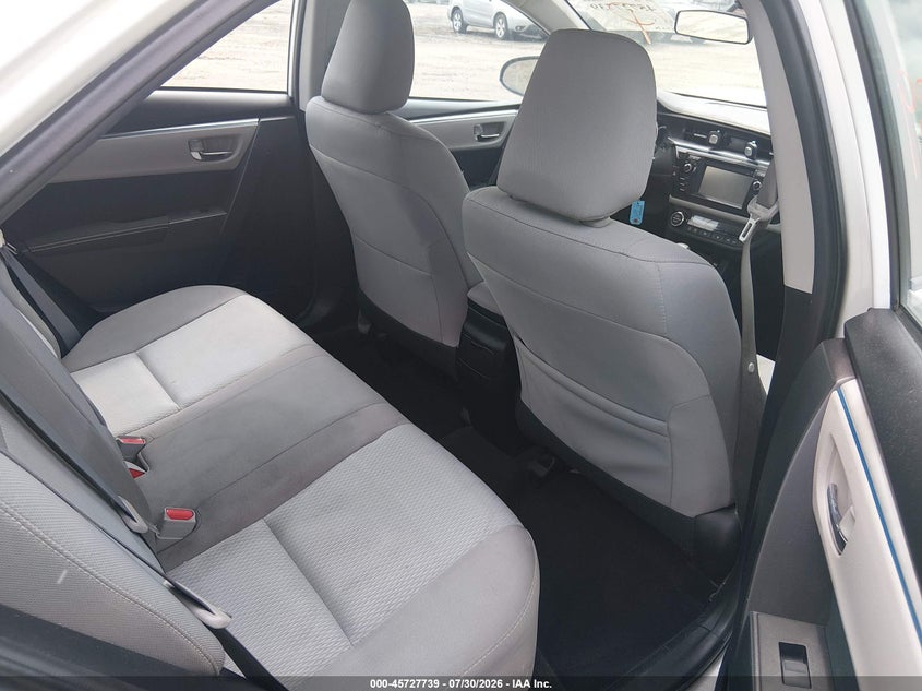 TOYOTA COROLLA - zdjęcie 8