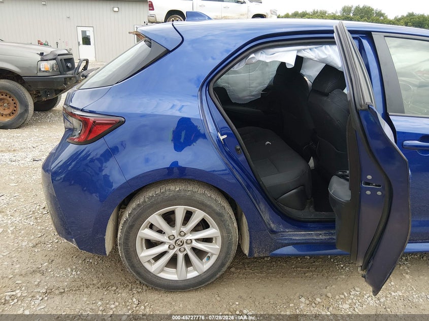 TOYOTA COROLLA - zdjęcie 8