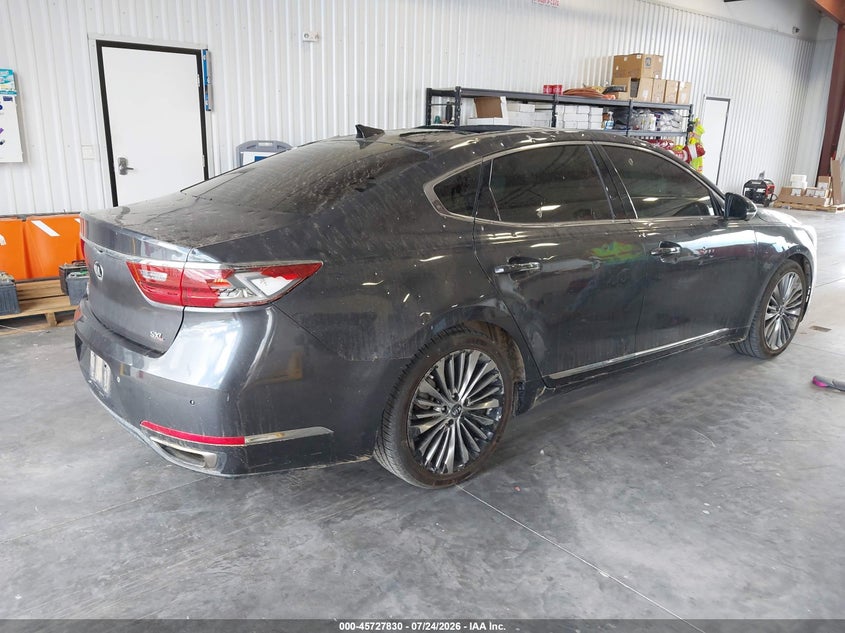2017 KIA CADENZA auction photo 4