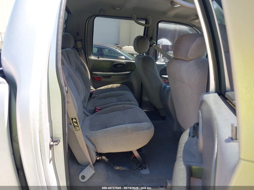 2001 FORD F-150 PICKUP 5.4L V-8 260HP