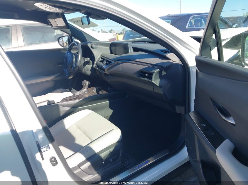 2021 LEXUS UX 250H auction photo 5