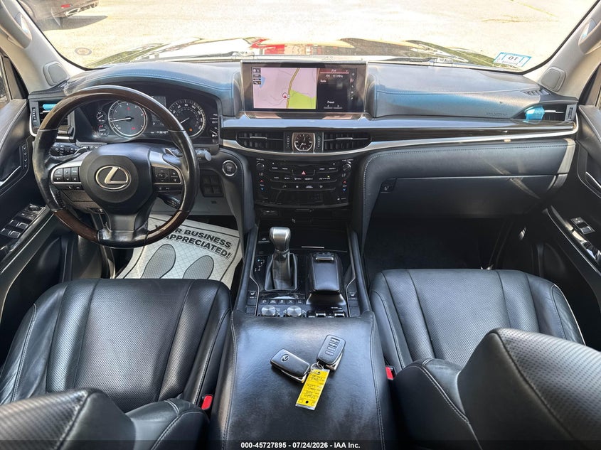 2018 LEXUS LX 570 auction photo 6