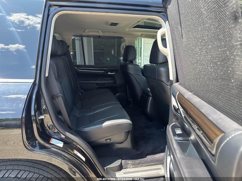 2018 LEXUS LX 570 auction photo 8