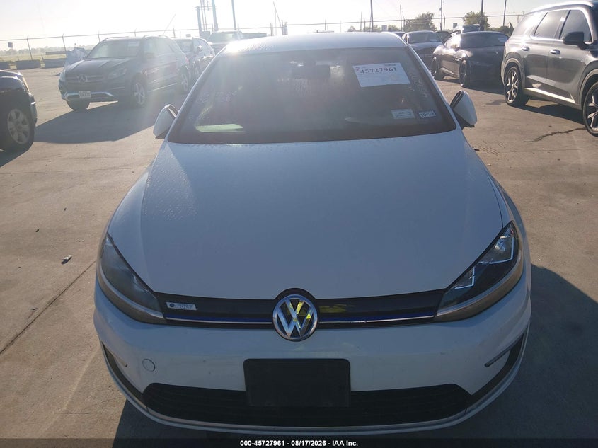 2019 VOLKSWAGEN E-GOLF SE · Фото 12