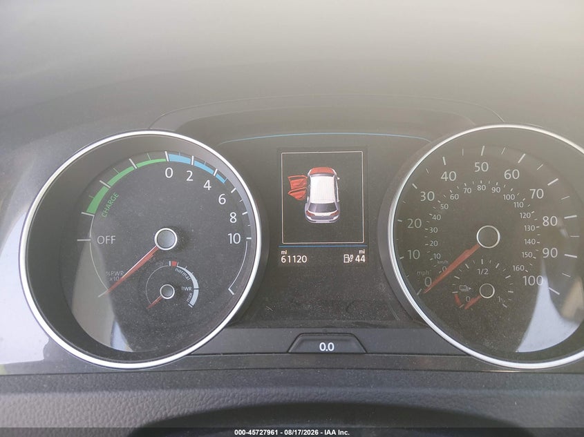 2019 VOLKSWAGEN E-GOLF SE · Фото 7
