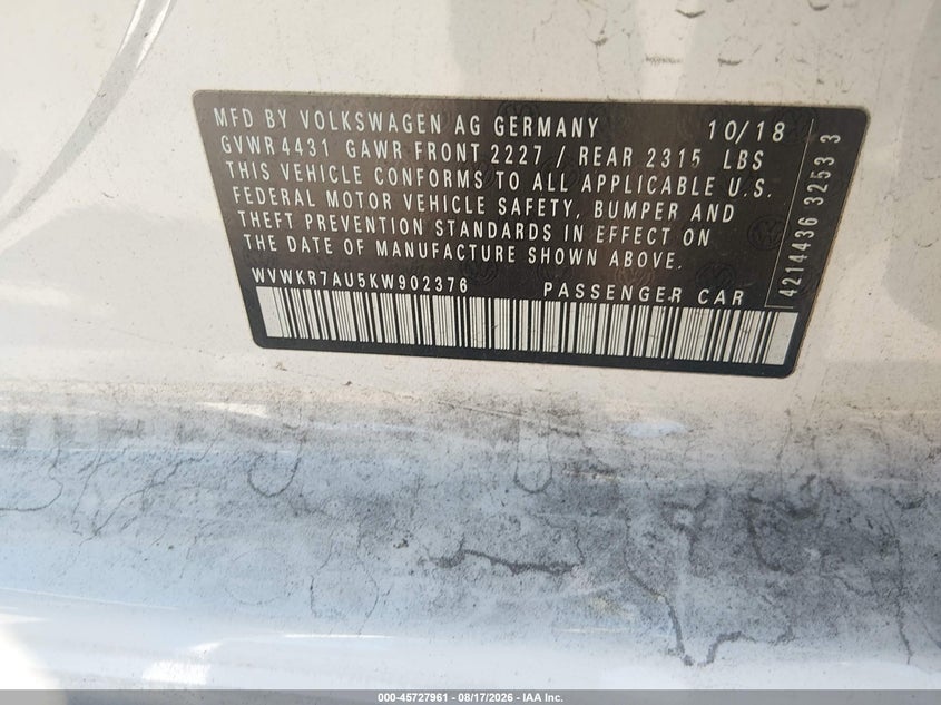 2019 VOLKSWAGEN E-GOLF SE · Фото 9