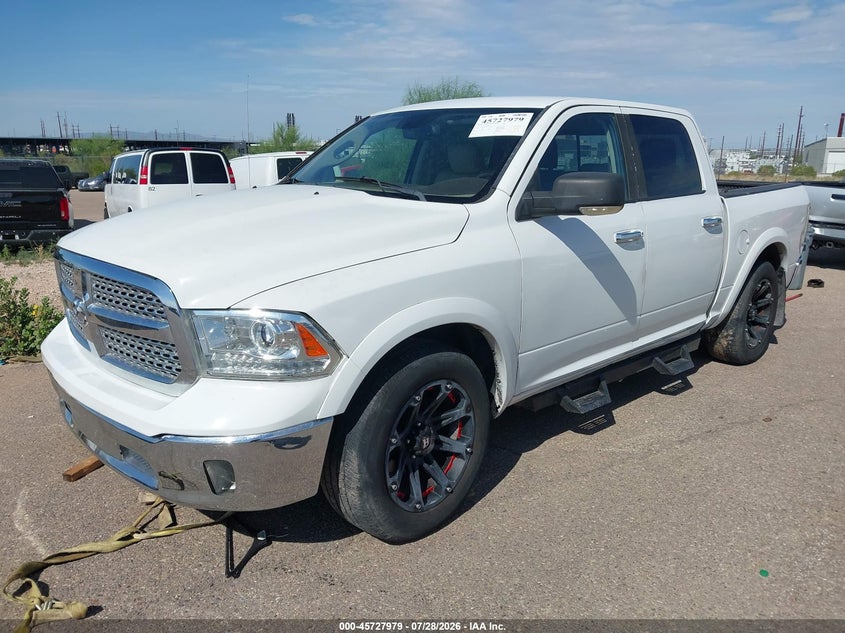 Vin: 1c6rr7nt3ds623865, lot: 46226678, ram 1500 laramie 20132