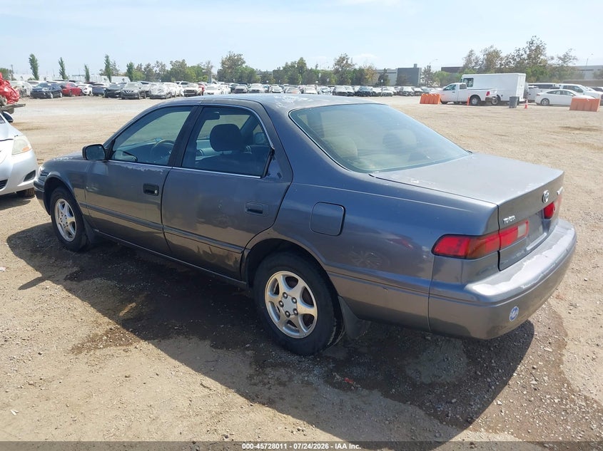 1997 TOYOTA CAMRY auction photo 3