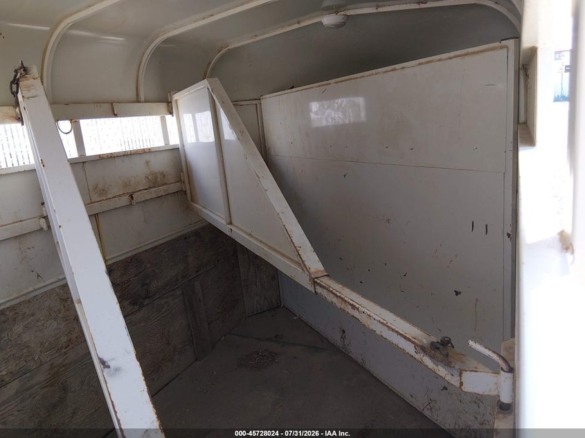 1992 MORGAN HORSE TRAILER auction photo 5