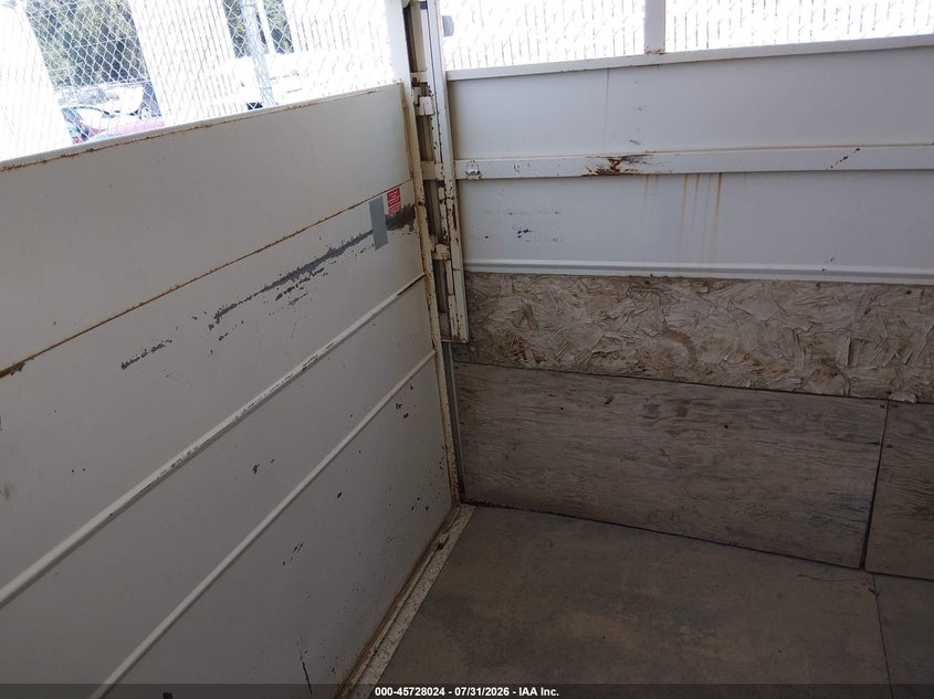 1992 MORGAN HORSE TRAILER auction photo 8