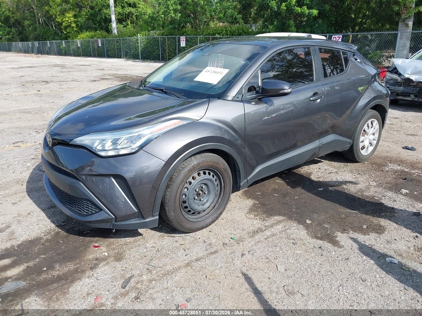 Vin: nmtkhmbx1mr126145, lot: 46226750, toyota c-hr le 20212
