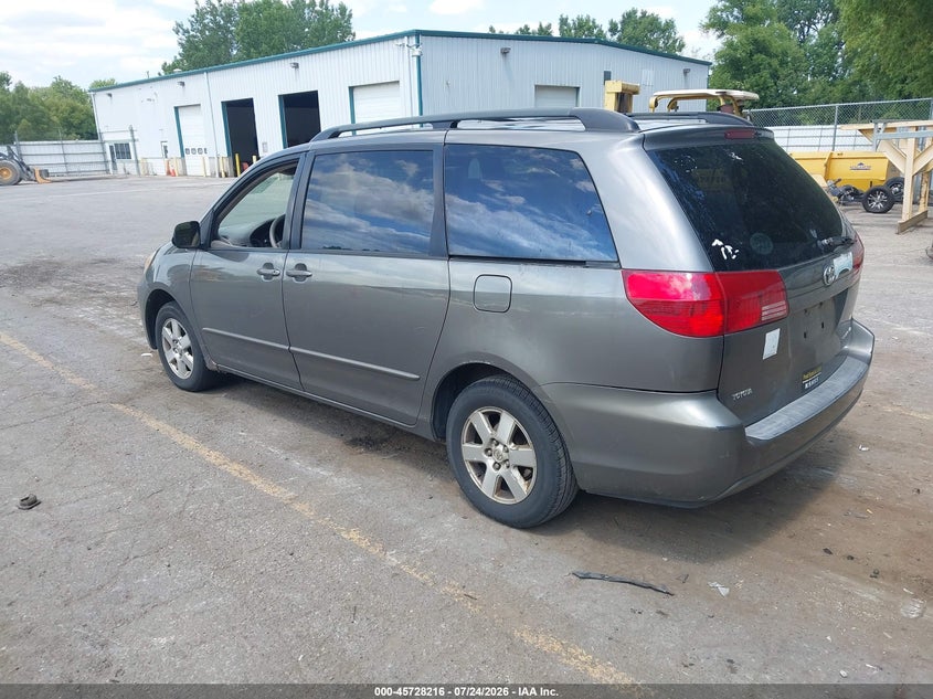 2005 TOYOTA SIENNA auction photo 3