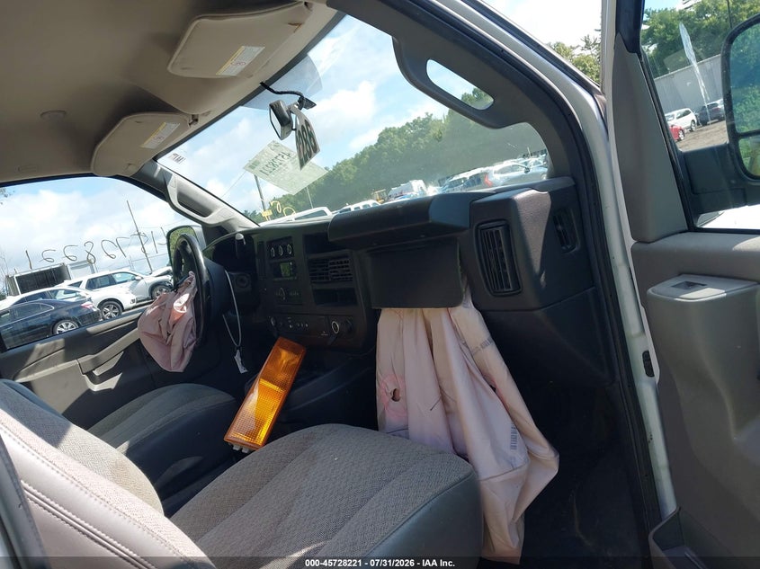 2022 CHEVROLET EXPRESS CARGO auction photo 5