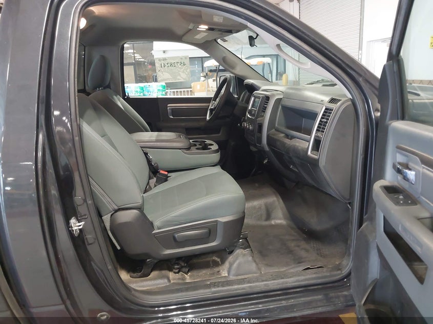 2018 RAM 1500 auction photo 5