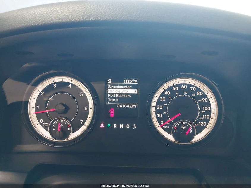 2018 RAM 1500 auction photo 7