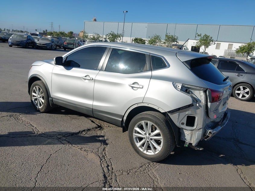 Vin: jn1bj1cp5hw028893, lot: 46226959, nissan rogue sport s 20173