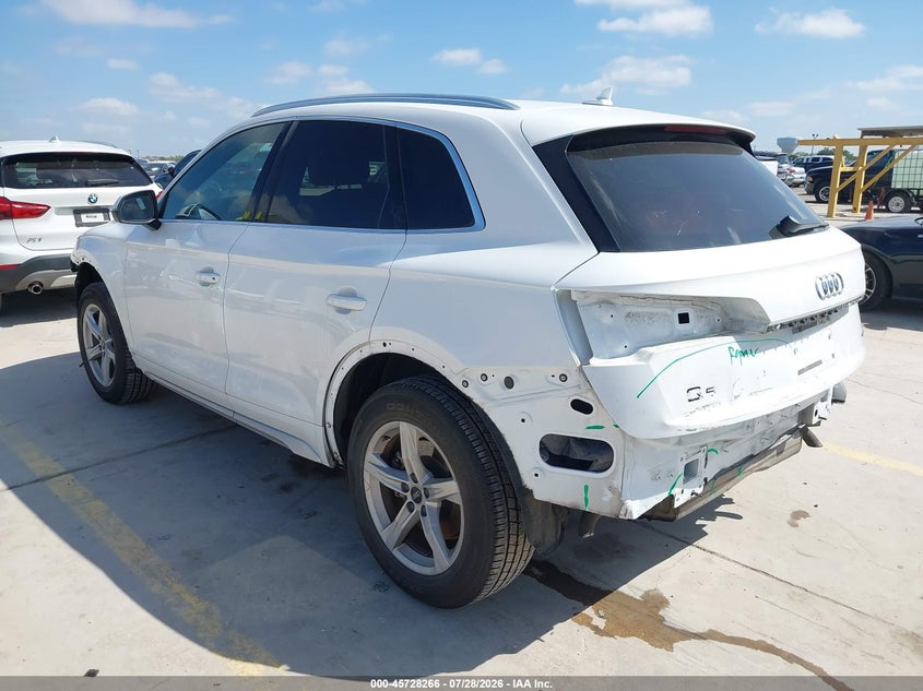 Vin: wa1aaafy9m2093304, lot: 46226965, audi q5 premium 45 tfsi quattro s tronic 20213
