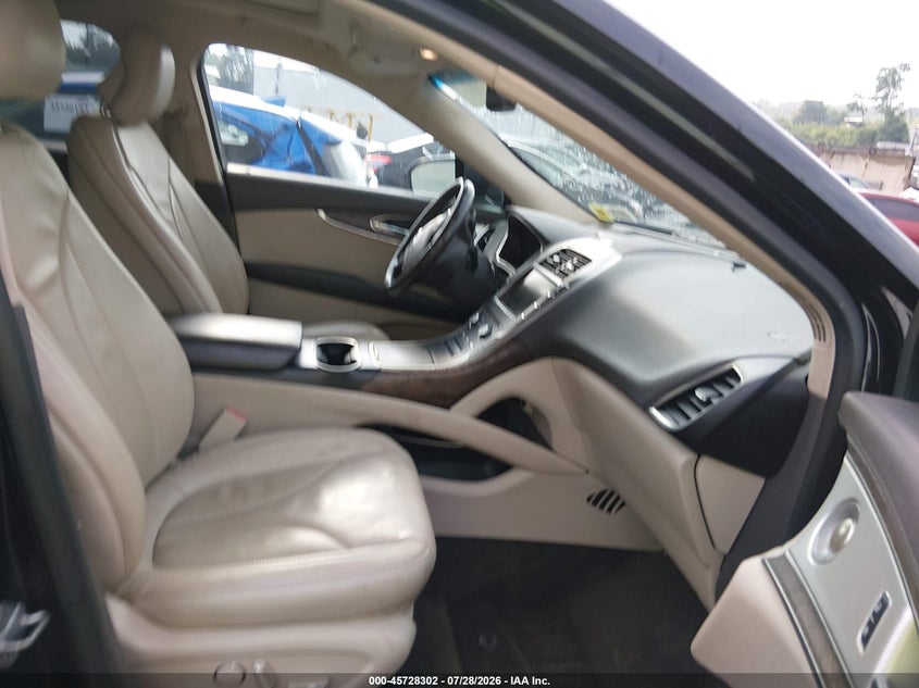 2016 LINCOLN MKX auction photo 5