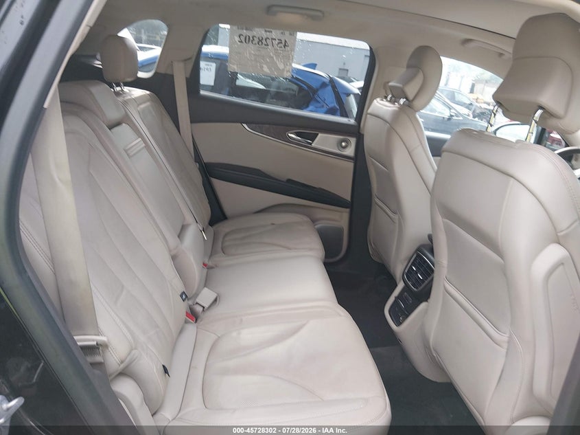 2016 LINCOLN MKX auction photo 8