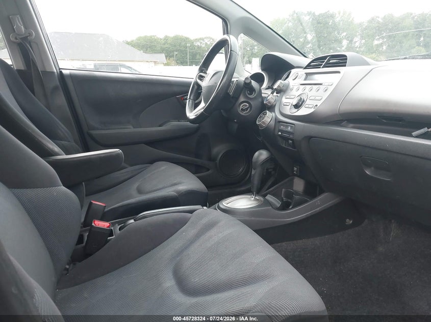 2010 HONDA FIT auction photo 5