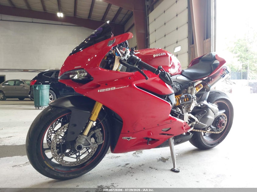 2017 DUCATI SUPERBIKE auction photo 2
