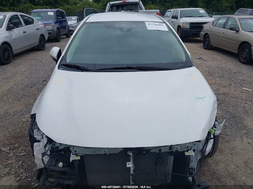 TOYOTA COROLLA - zdjęcie 13