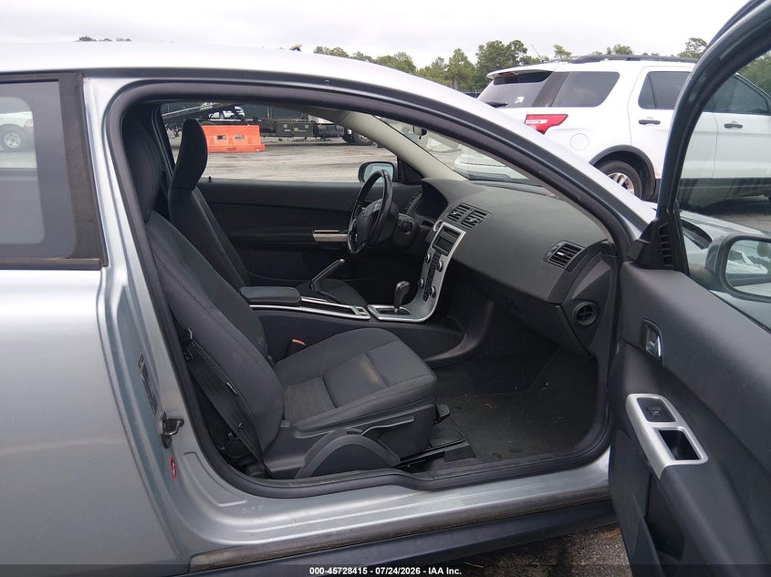 2013 VOLVO C30 auction photo 5