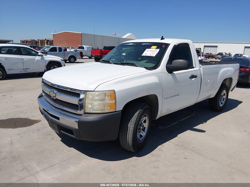 2007 Chevrolet Silverado, Rear, IAAI, VIN 1GCEC14C67Z569335 — photo 2