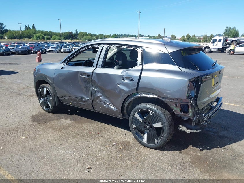 2025 NISSAN KICKS auction photo 3