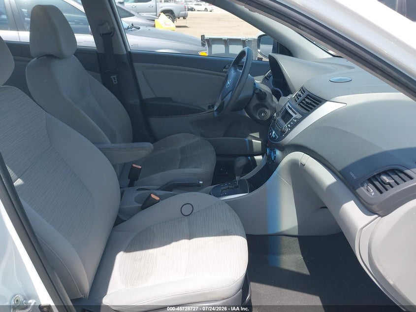 2016 HYUNDAI ACCENT auction photo 5