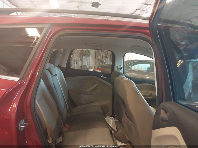 2016 FORD ESCAPE auction photo 8
