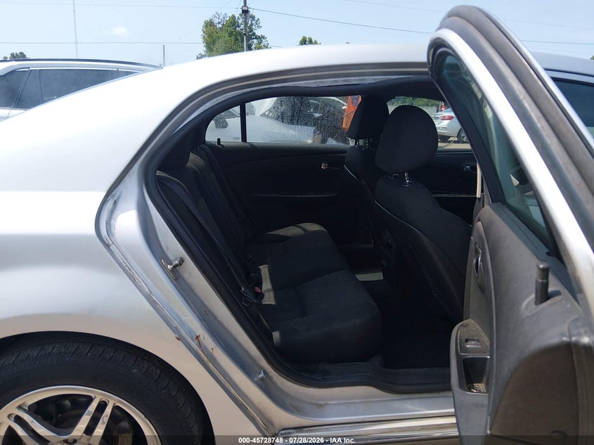 2011 CHEVROLET MALIBU auction photo 8