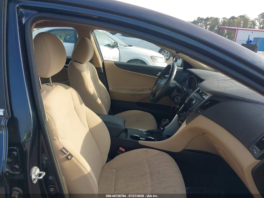 2013 HYUNDAI SONATA auction photo 5