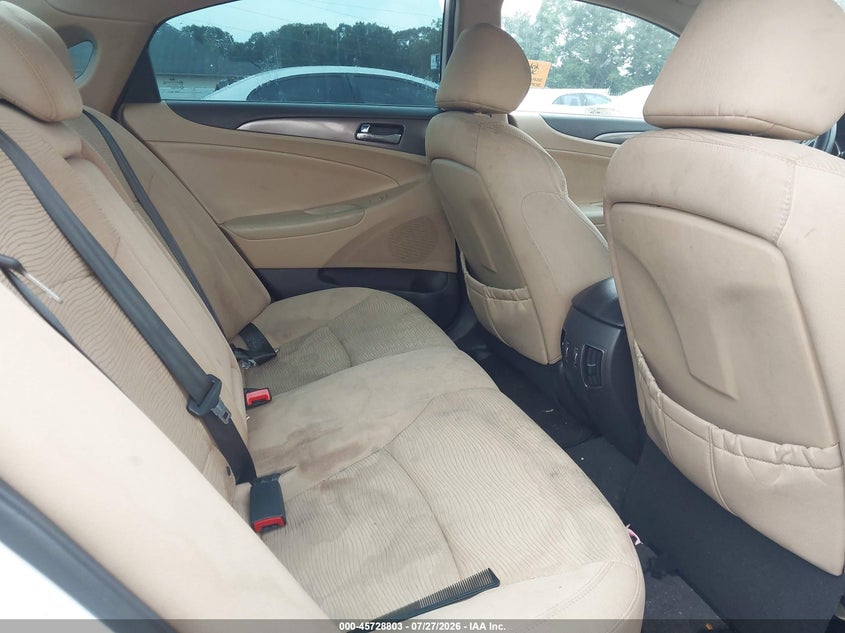 2012 HYUNDAI SONATA HYBRID auction photo 8